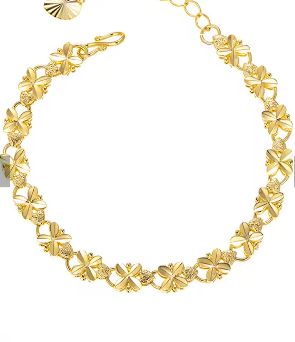 Fashionable Lucky Gold Four Leaf Clover Bracelet