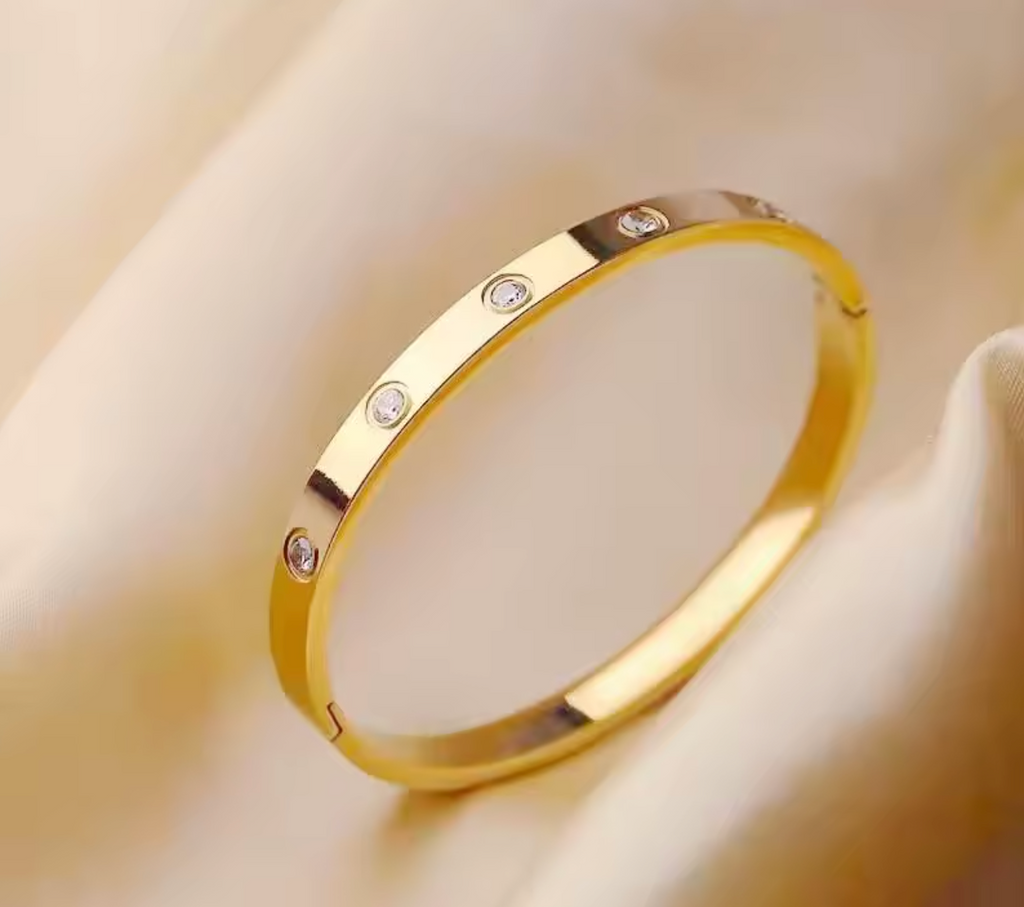 Stainless Steel Golden Love Crystal Bracelet for Women