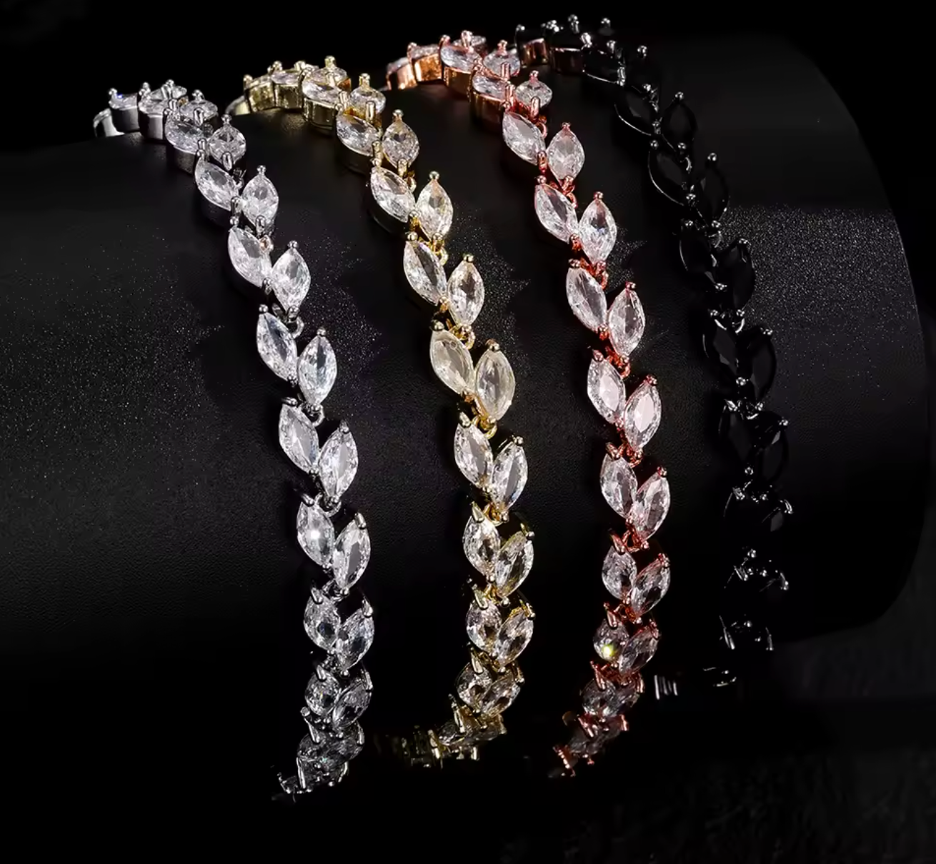 Fashion White Leaf Bracelet Bangle for Women