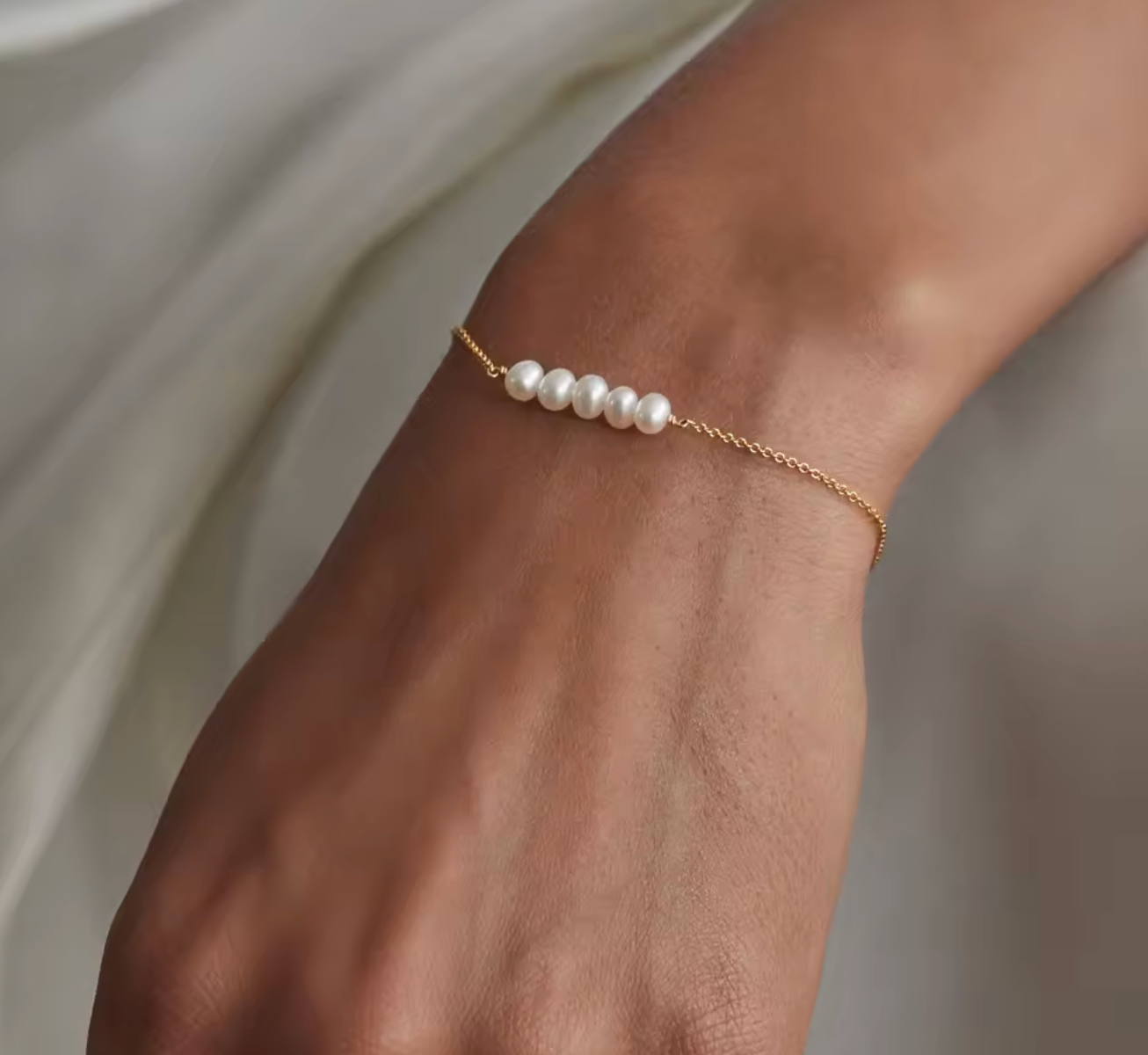 Stainless Steel Chain Bracelet with Natural Pearl for Women